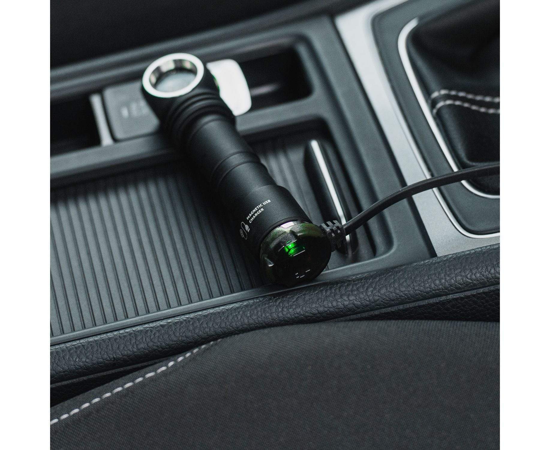 Armytek Wizard C2 Pro Magnet USB XHP50.2 - Image 16