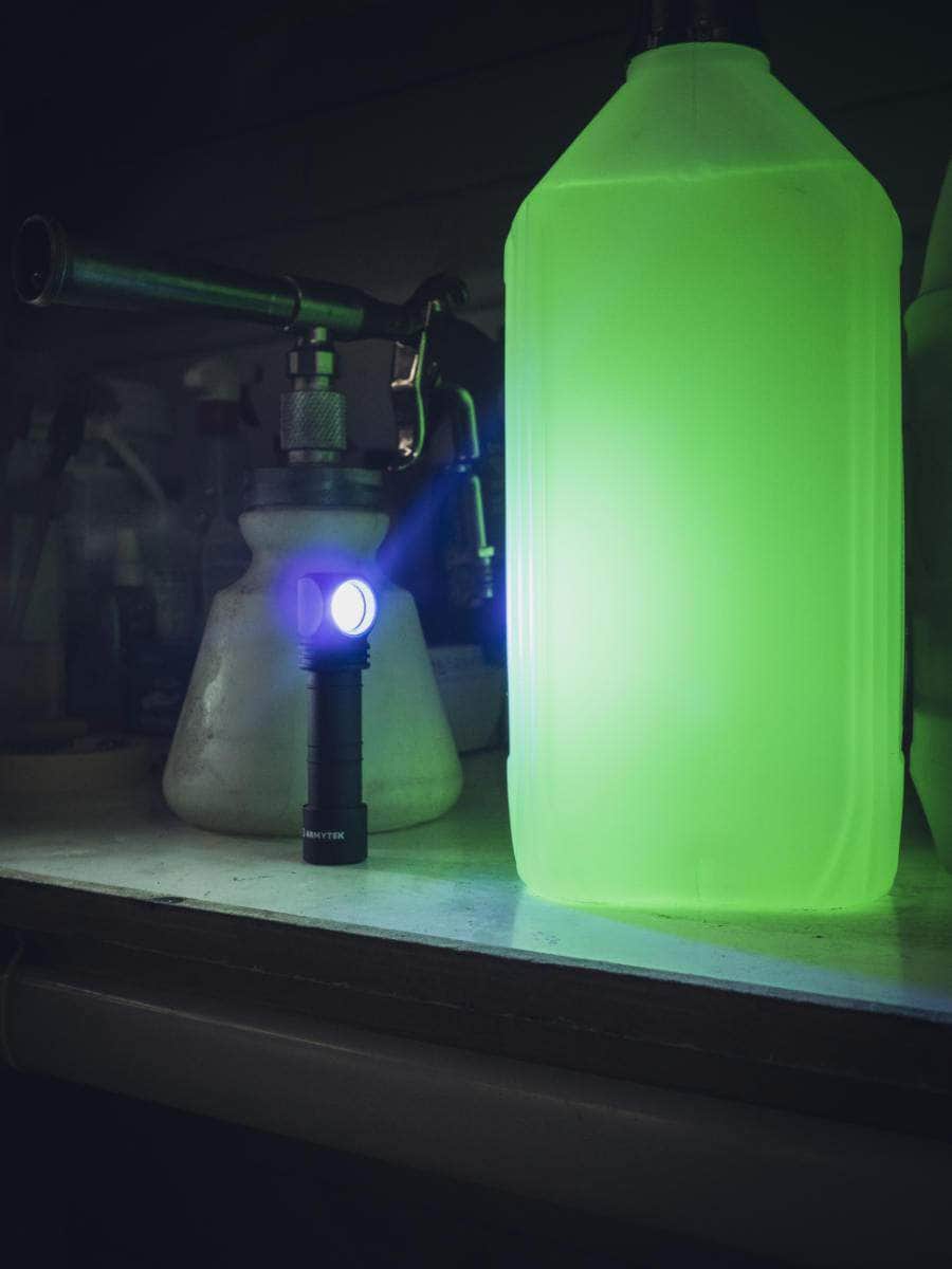 Armytek Wizard C2 WUV Magnet USB - Image 12