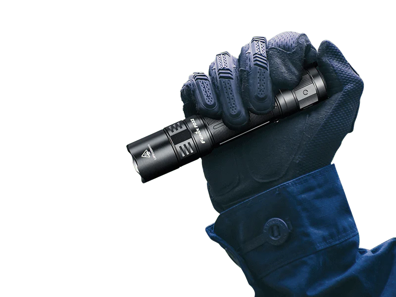 Fenix PD32 V2.0 Flashlight - Image 3