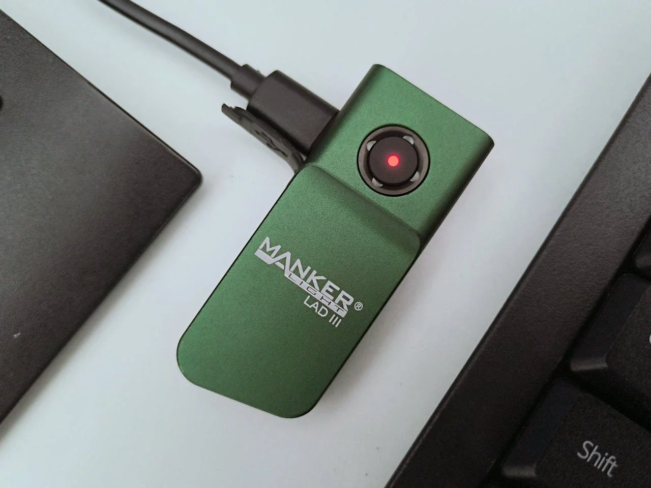 Manker LAD Mini Rechargeable Keychain Flashlight - Image 16