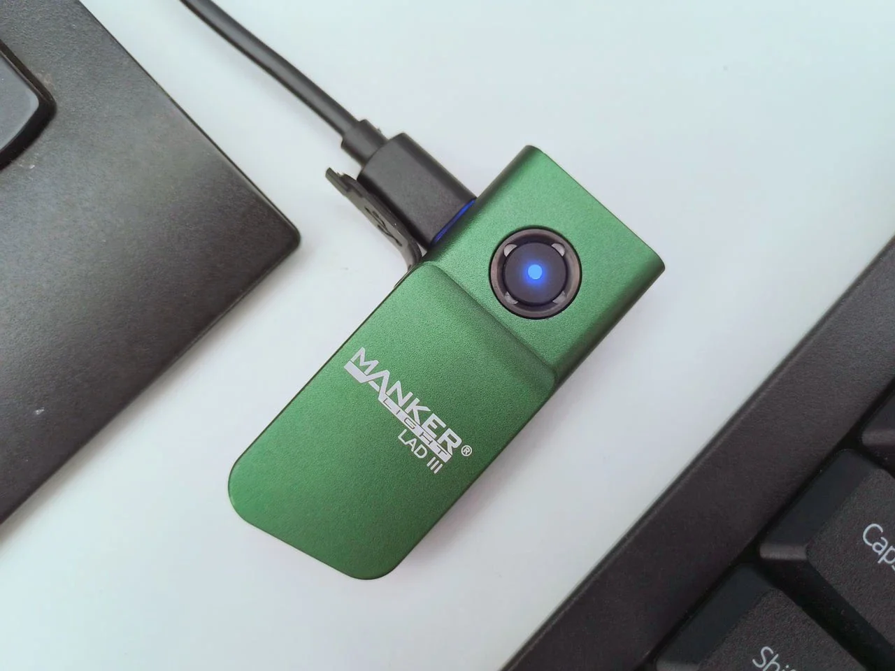 Manker LAD Mini Rechargeable Keychain Flashlight - Image 17