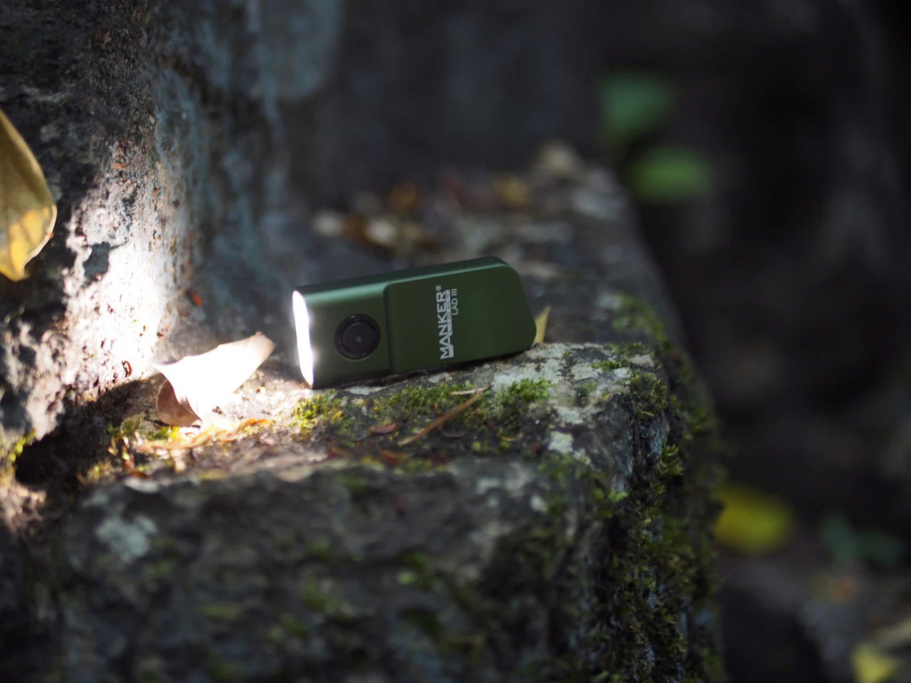 Manker LAD Mini Rechargeable Keychain Flashlight - Image 18