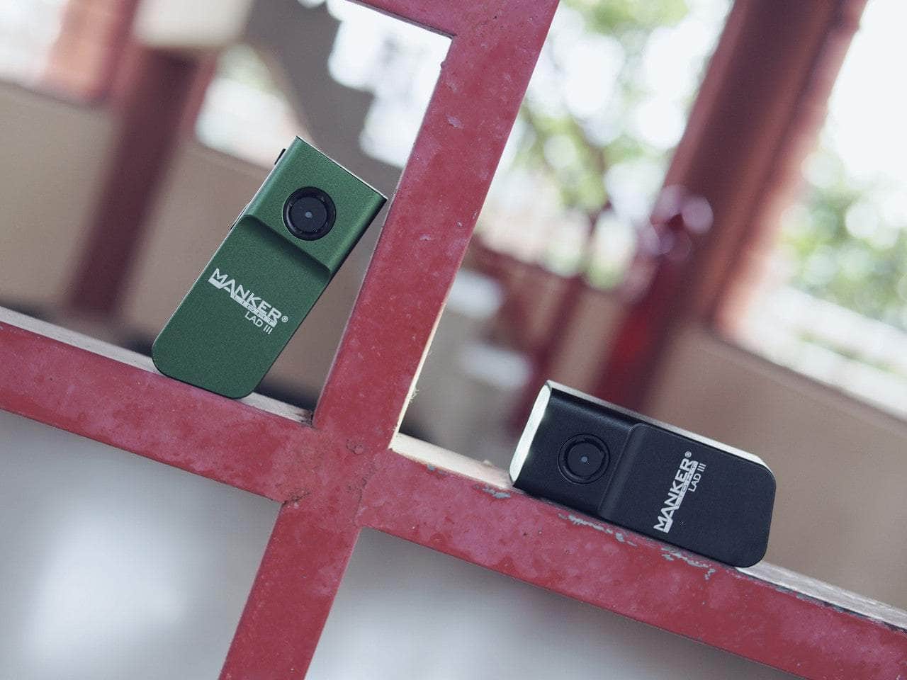Manker LAD Mini Rechargeable Keychain Flashlight - Image 2